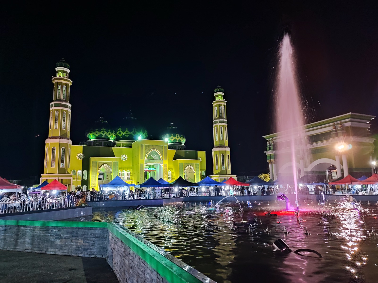Wisata Kuliner Malam